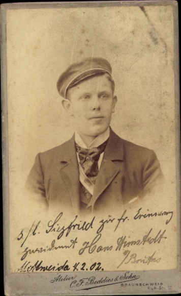 Studentika Kabinett Foto Braunschweig in Niedersachsen, Porträt eines Studenten