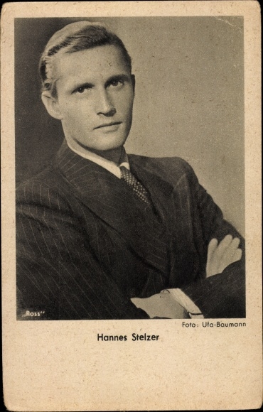 Ak Schauspieler Hannes Stelzer, Portrait im Anzug, Ross