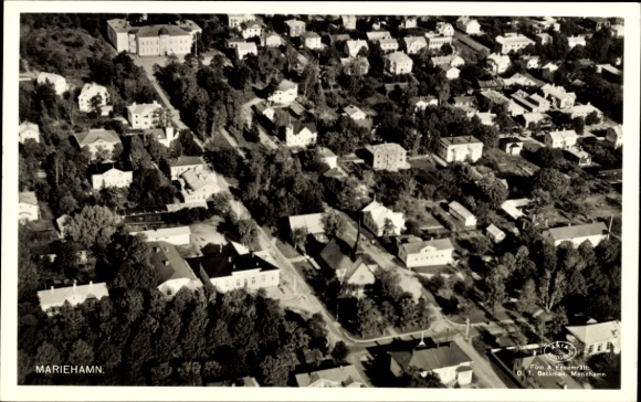 Ak Mariehamn Åland Finnland, Luftaufnahme von  viele Häuser, Bäume, keine Personen, keine Hakenkr
