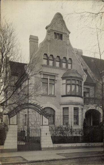 Foto Ak Bayenthal Köln am Rhein, Villa