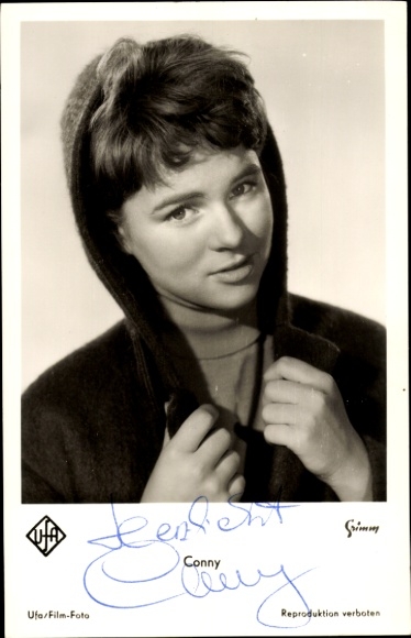 Ak Schauspielerin und Sängerin Cornelia Froboess, Conny, Portrait, Autogramm