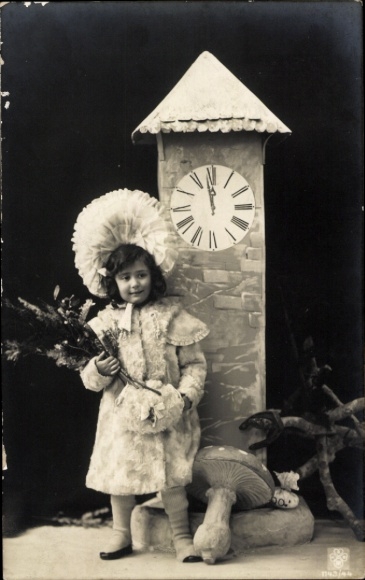 Ak Glückwunsch Neujahr, Mädchen, Mistelzweig, Uhr