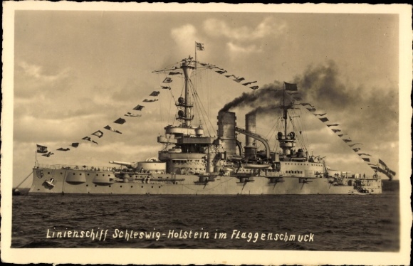 Foto Ak Deutsches Kriegsschiff, Linienschiff Schleswig Holstein im Flaggenschmuck
