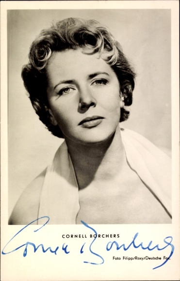 Ak Schauspielerin Cornell Borchers, Portrait