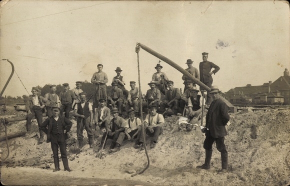 Foto Ak Gleisbau, Bauarbeiter