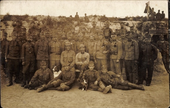 Foto Ak Kuk Soldaten in Uniform, Gruppenbild, I. WK