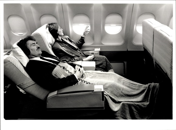 Foto Deutsches Passagierflugzeug, Airbus A310, Lufthansa, First Class