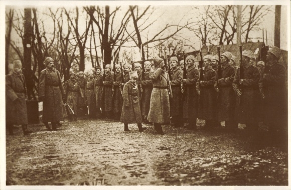 Ak Zar Nikolaus II. von Russland, Zarewitsch Alexei Nikolajewitsch Romanow, Russische Truppen