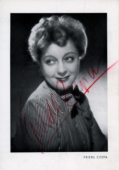 Foto Schauspielerin Friedl Czepa, Portrait, Autogramm