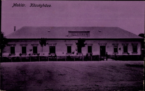 Ak Maklar Ungarn, Községháza