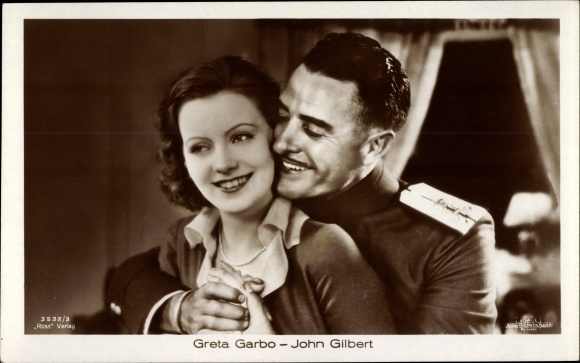 Ak Schauspielerin Greta Garbo und John Gilbert, Filmszene