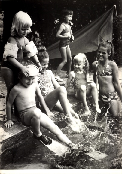Foto Mode, Kinder-Bademoden Tausendsassa, Schiesser Kollektion Frühjahr/Sommer 1977