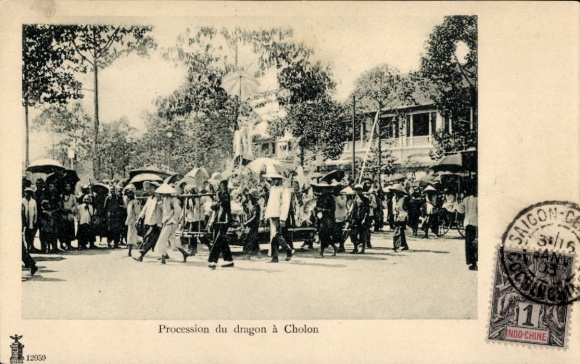 Ak Cholon Cochinchine Vietnam, Procession du dragon, Vietnamesen