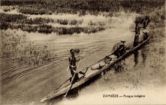 Ak Sambia, Pirogue indigène, Afrikaner, Einbaum