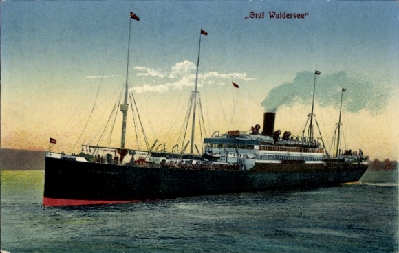 Ak Dampfschiff Graf Waldersee der HAPAG