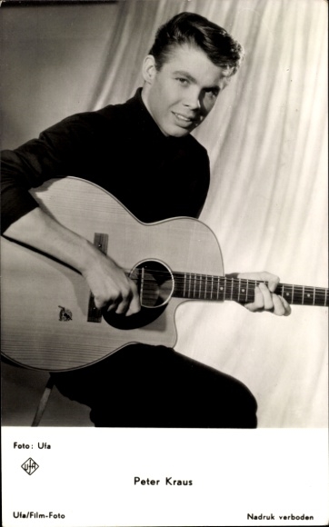 Ak Schauspieler Peter Kraus, Gitarre