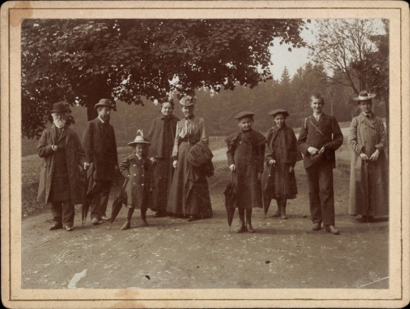 Foto Menschen-Gruppenfoto, Familie, Spaziergänger