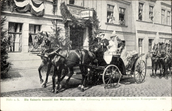 Ak Kaiserin Auguste besucht das Marthahaus, Kutsche