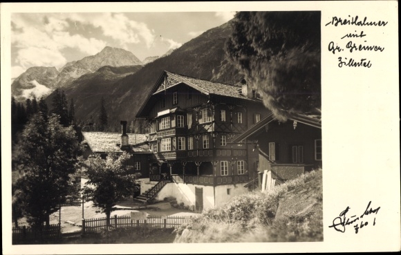 Ak Breitlahner gegen Großen Greiner im Zillertal, Ortspartie, Pension, Fotograf Hans Hruschka