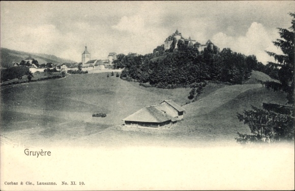 Ak Broc Gruyère Kanton Freiburg, Landschaft mit Hügeln, Schloss, Kirche, Bauernhaus, Gruyère