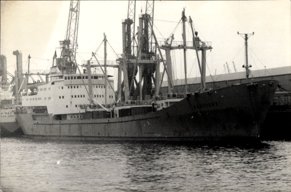 Foto Ak Zakopane Polen, Hafenpartie, Frachtschiff