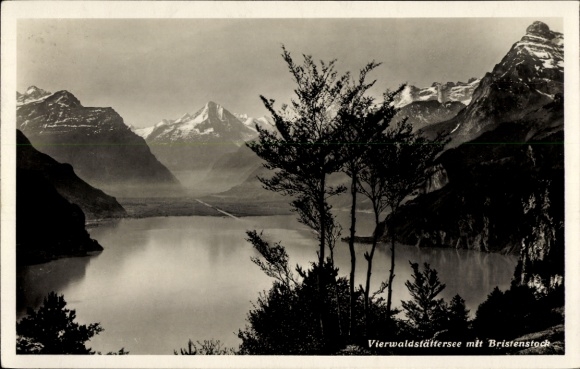 Ak Vierwaldstättersee Kanton Uri,  Bristenstock, Berge, Wasser, Schwarz-Weiß