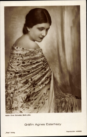 Ak Schauspielerin Gräfin Agnes Esterhazy, Portrait