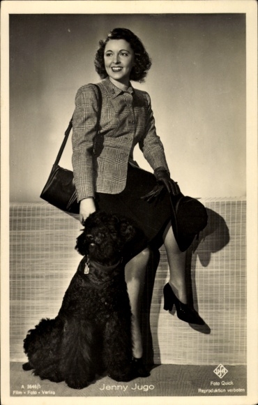 Ak Schauspielerin Jenny Jugo, Hund