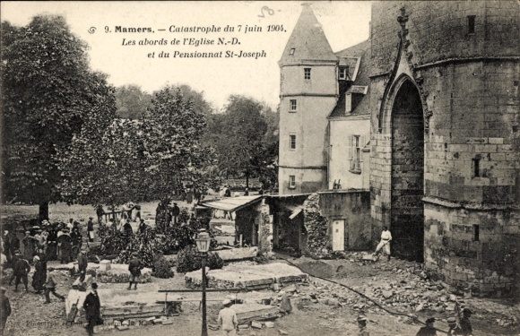 CPA Mamers Sarthe, Catastrophe du 7 juin 1904, les abords de l'Eglise N. D., Pensionnat St. Joseph