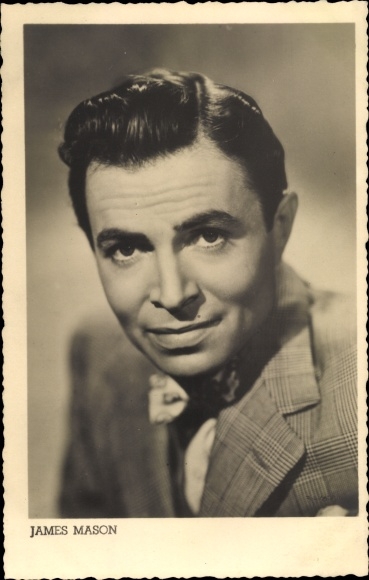 Ak Schauspieler James Mason, Portrait, Fliege