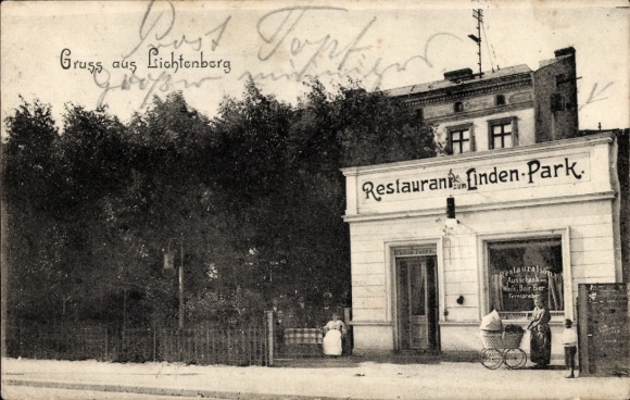 Ak Berlin Lichtenberg, Restaurant zum Linden-Park, Frau mit Kinderwagen