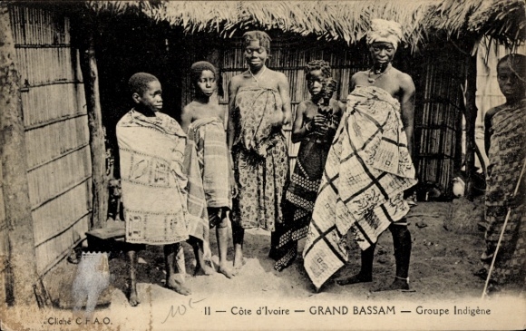 CPA Grand-Bassam, Côte d'Ivoire, Groupe Indigène