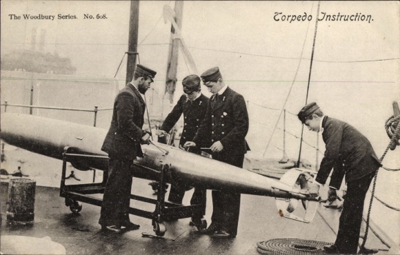 Ak The Woodbury Series, Torpedo Einweisung