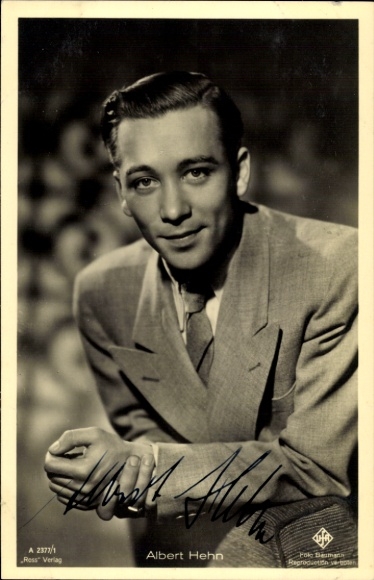 Ak Schauspieler Albert Hehn, Portrait, Anzug, Autogramm
