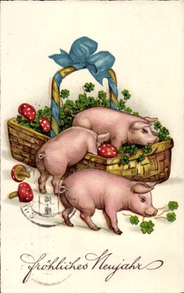 Ak Fröhliches Neujahr, Schweine, Korb mit Kleeblättern, Fliegenpilze