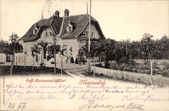Ak Mariánské Lázně Marienbad Region Karlsbad, Caffe-Restaurant Alm,  Personen, Bäume, Garten