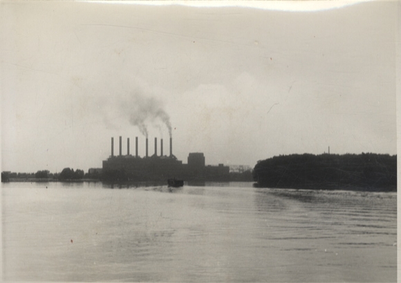 Original Foto Berlin Lichtenberg, Blick zum Kraftwerk Klingenberg, um 1945/46