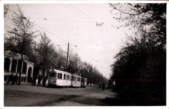 Foto Hannover Herrenhausen, Straßenbahn, Haltestelle Parkhaus Nienburger Straße