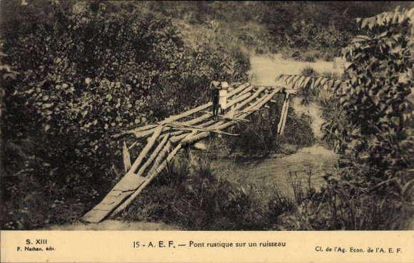 Ak Gabun Französisch Äquatorialafrika, Holzbrücke