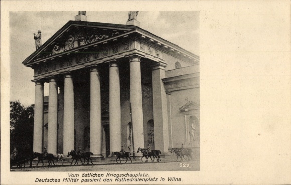 Ak Vilnius Wilna Litauen, Deutsches Militär, Kathedralenplatz,  Pferde, Kriegsschauplatz