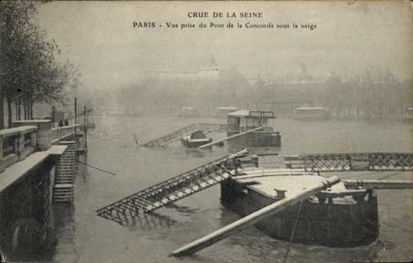 CPA Paris, Vue prise du Pont de la Concorde sous la neige, Crue de la Seine, 1910