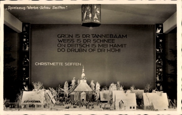 Ak Seiffen im Erzgebirge, Spielzeug-Werbe-Schau, Christmette, Modelle, Kirche