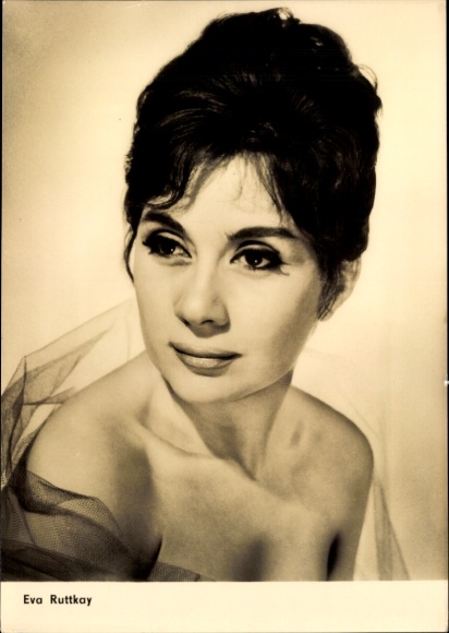 Ak Schauspielerin Eva Ruttkay, Julia mit der Stupsnase, Traumlose Jahre