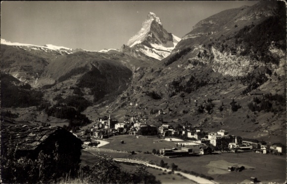 Ak Zermatt Kanton Wallis Schweiz, Matterhorn,  Berglandschaft, Dorfansicht