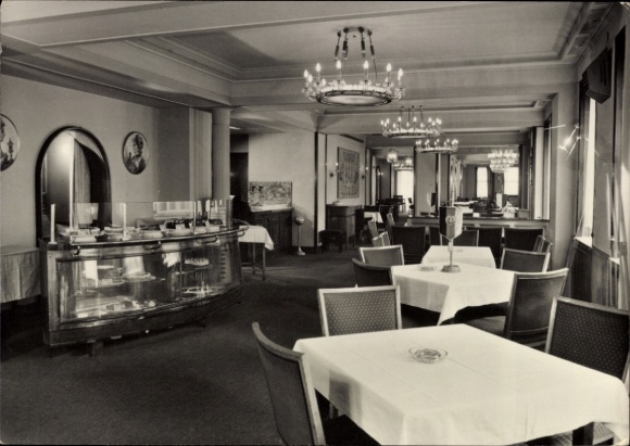 Ak Berlin Friedrichshain, HOG Café Warschau, Karl Marx Allee, Innenansicht