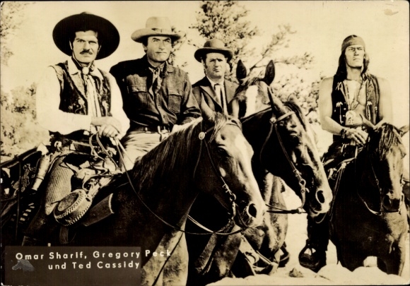 Ak Schauspieler Omar Sharif, Gregory Peck und Ted Cassidy, Mackennas Gold