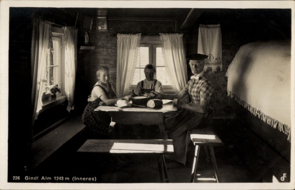 Ak Schliersee in Oberbayern, Gindelalm, Innenansicht