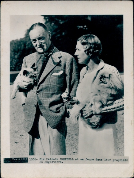 Foto Autorennfahrer Malcolm Campbell, Porträt mit Frau
