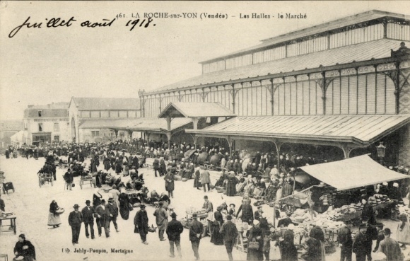 Ak La Roche sur Yon Vendee, Les Halles, Le Marche