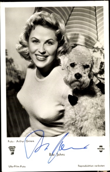 Ak Schauspielerin Bibi Johns, Portrait, Autogramm, Hund